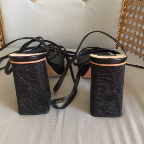 Dolce Vita black chunky heel square toe leg strap gladiator style shoes size 9.5 - Picture 5 of 11